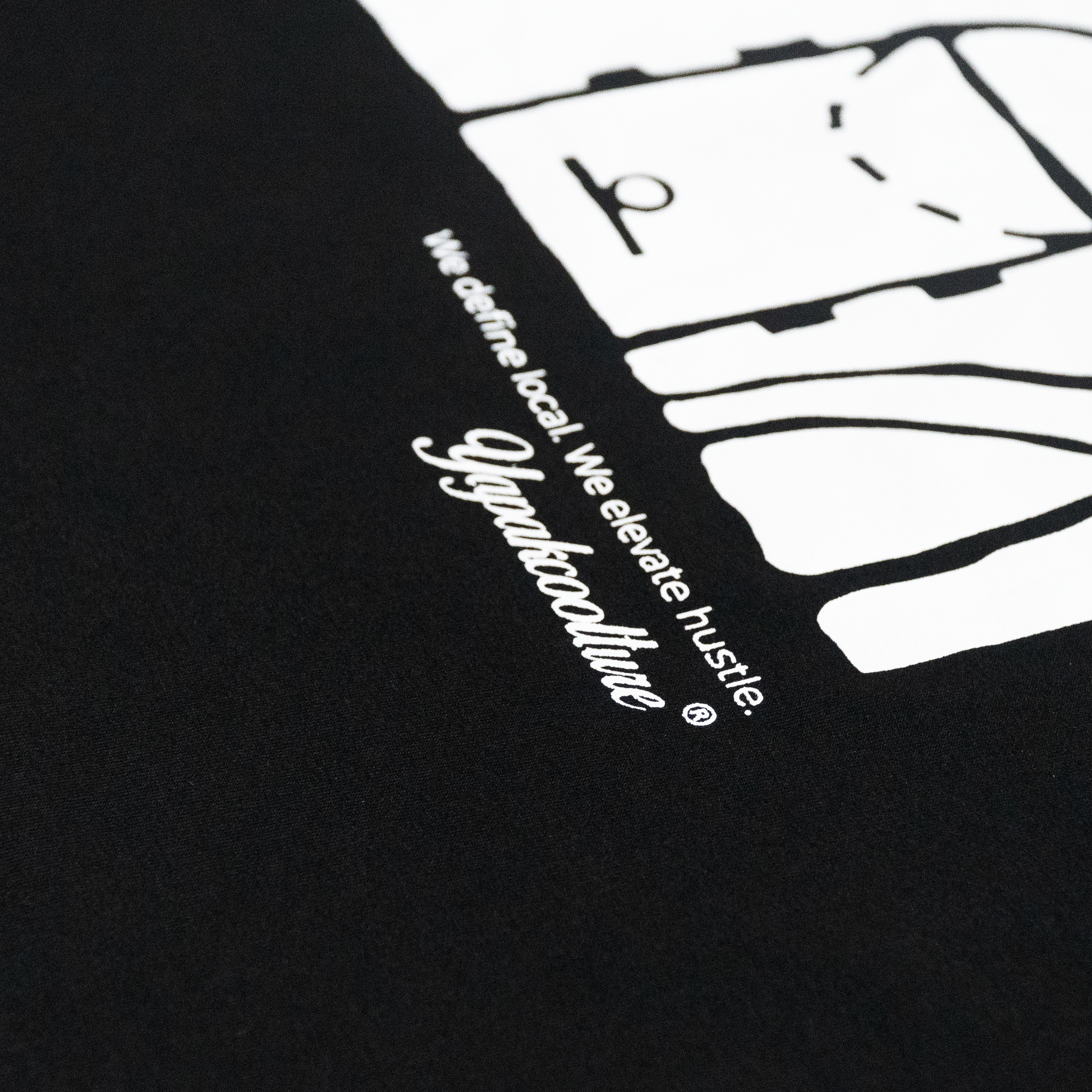 OVERSIZED TEE - Community-driven. Elevated daily.